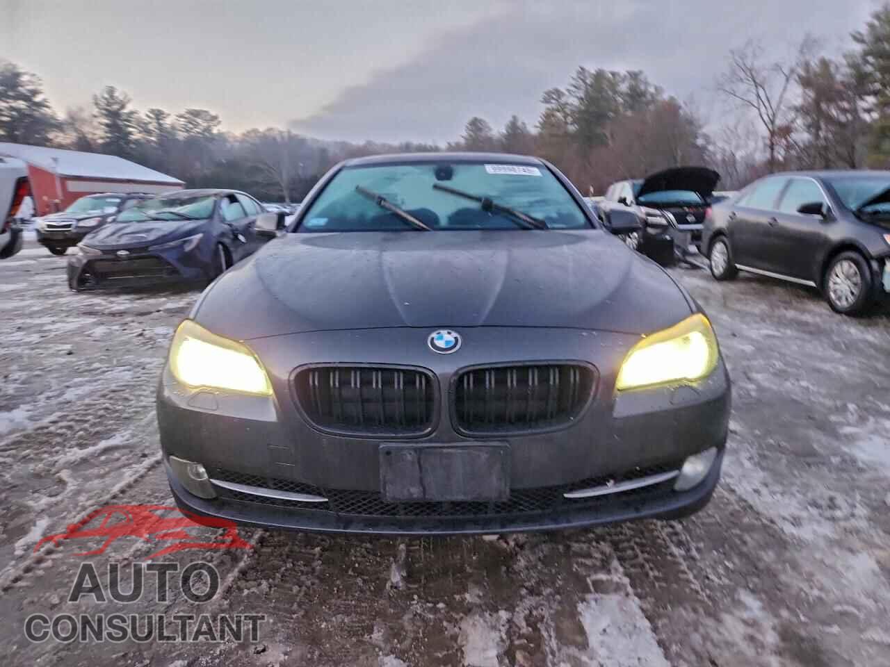 BMW 5 SERIES 2012 - WBAFU7C59CDU59861