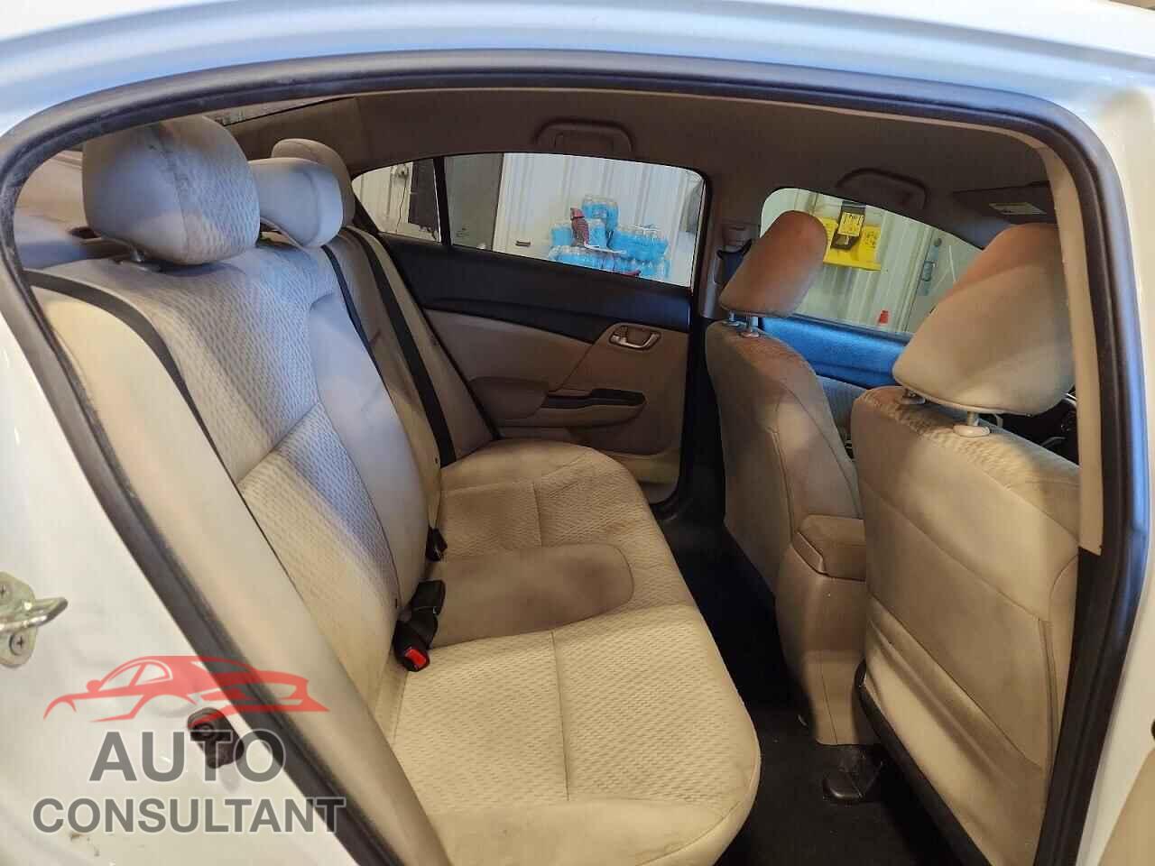 HONDA CIVIC 2014 - 19XFB2E53EE004952