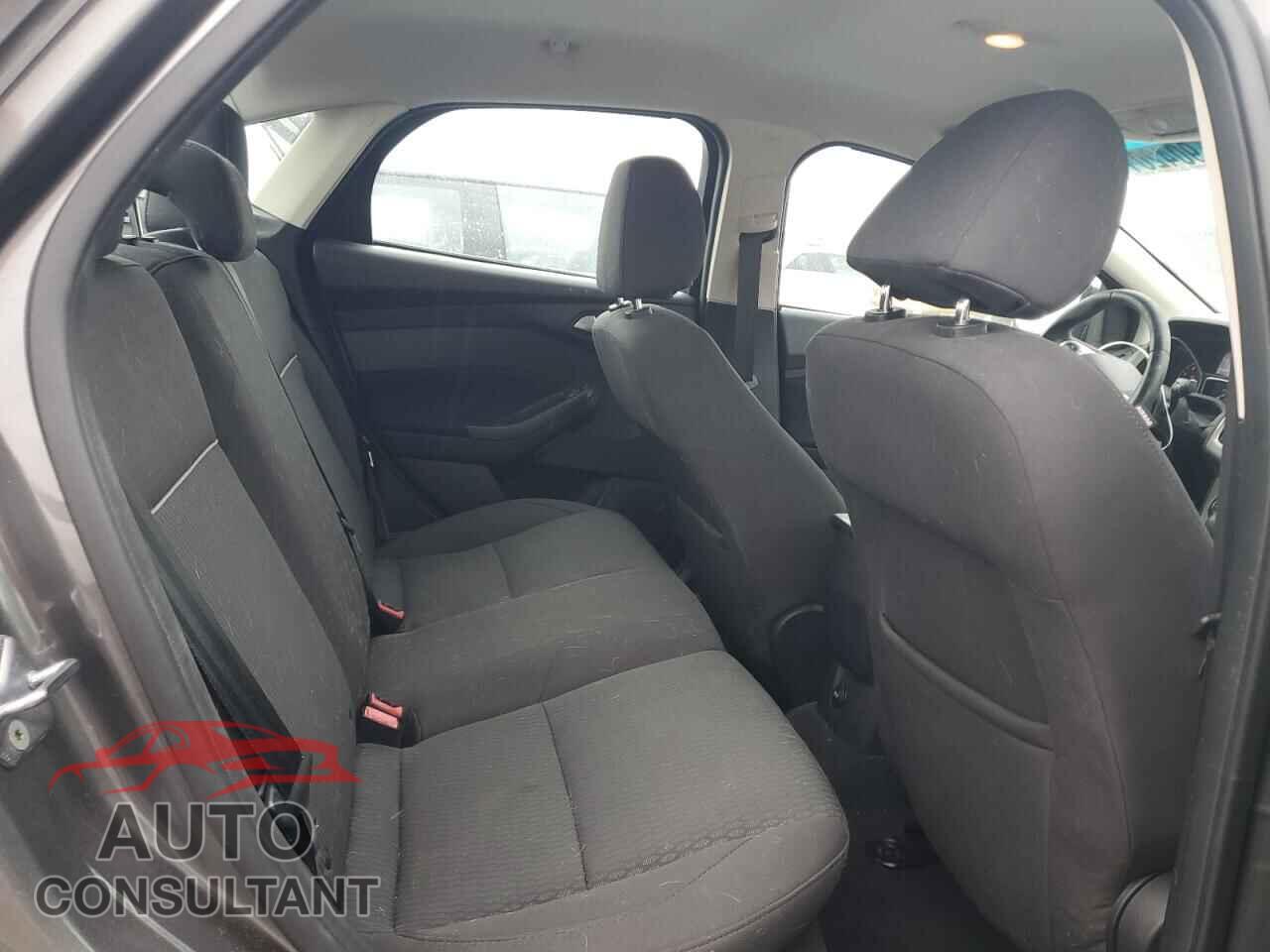 FORD FOCUS 2012 - 1FAHP3H25CL462021