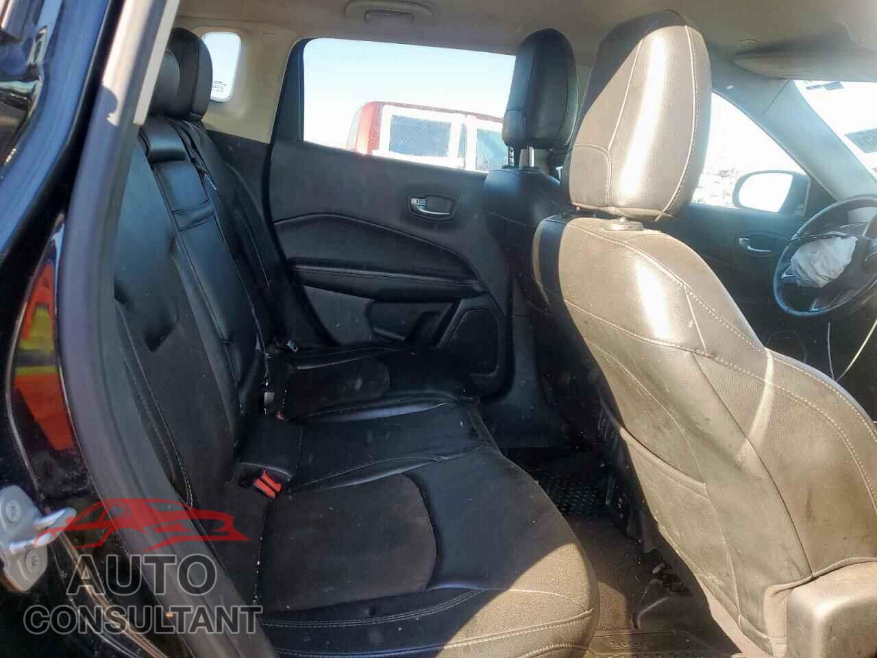 JEEP COMPASS 2018 - 3C4NJDBB7JT349735