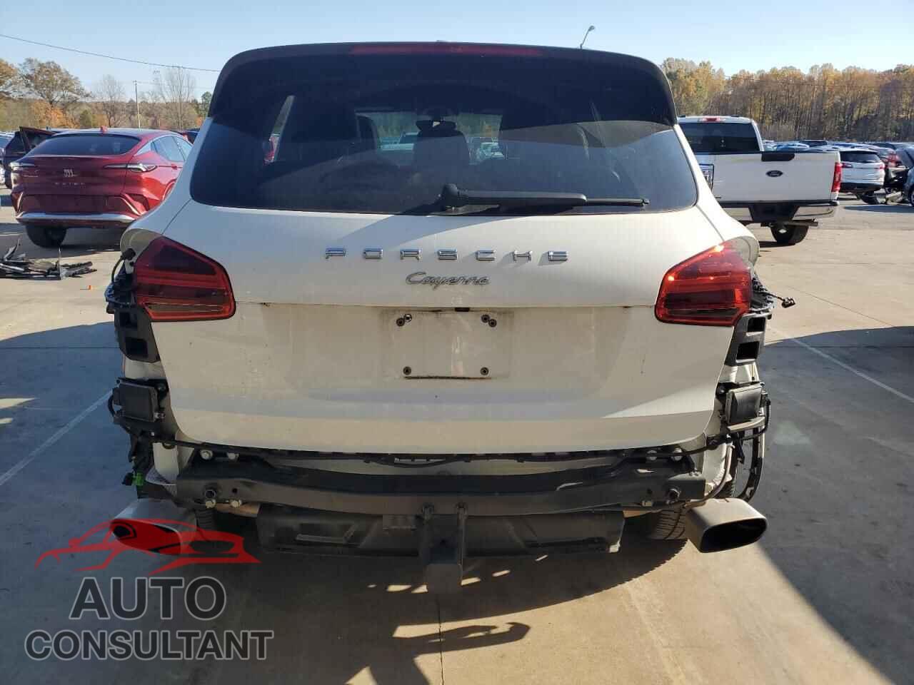 PORSCHE CAYENNE 2017 - WP1AA2A29HKA87795