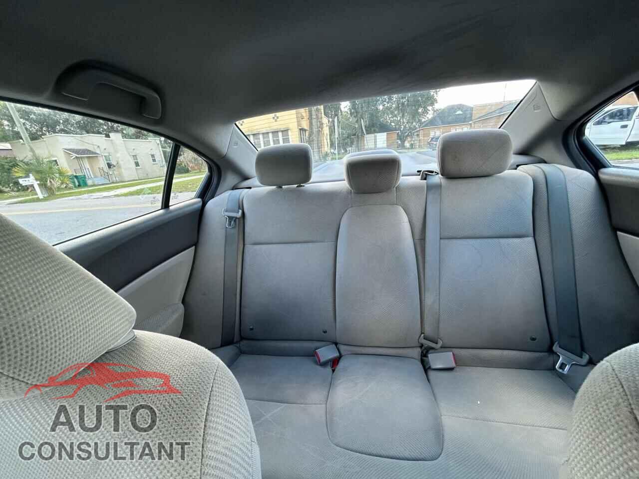 HONDA CIVIC 2012 - 2HGFB2F52CH594370