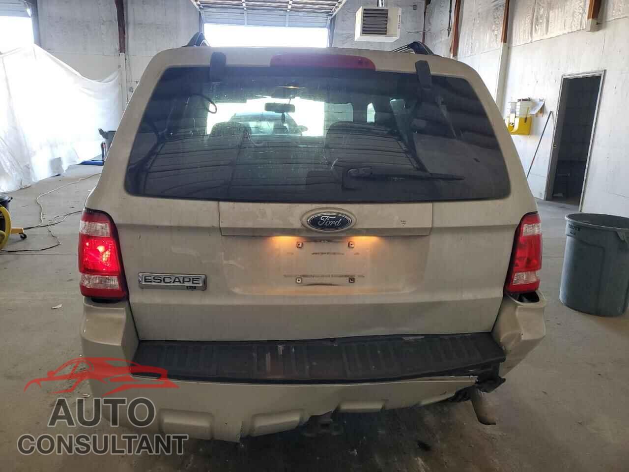 FORD ESCAPE 2009 - 1FMCU03G19KA61073