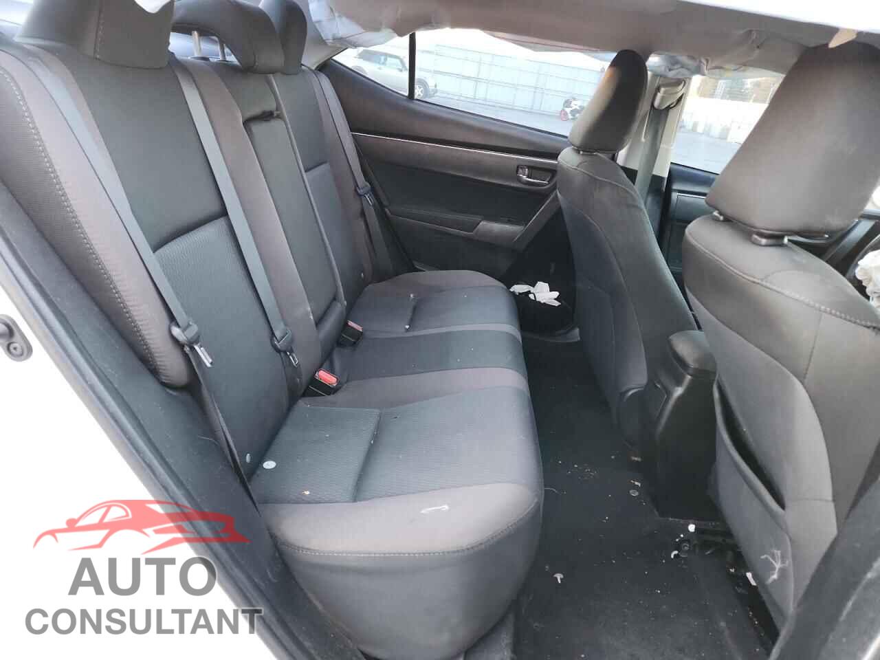 TOYOTA COROLLA 2017 - 5YFBPRHE7HP682028