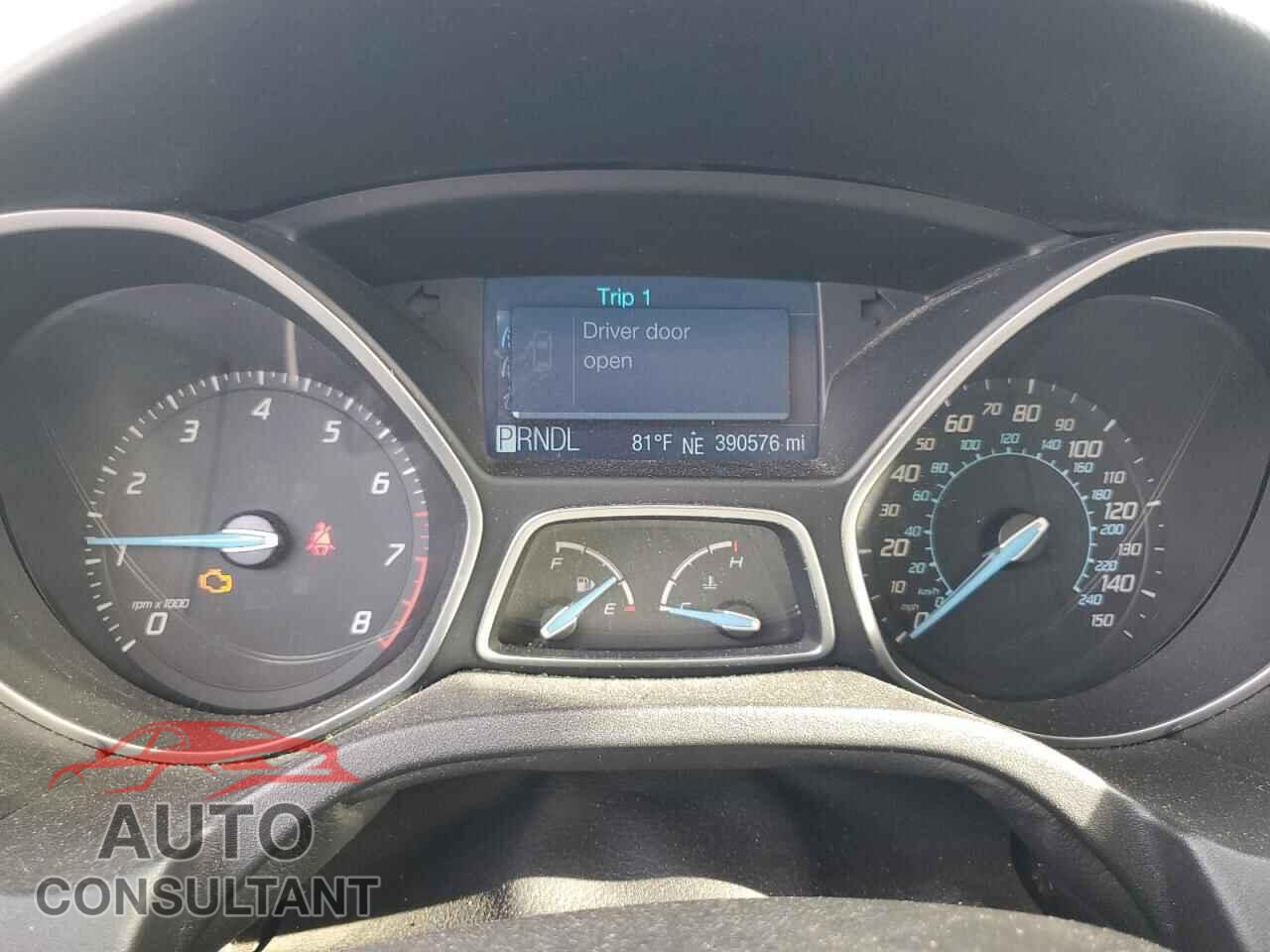 FORD FOCUS 2012 - 1FAHP3F22CL120402