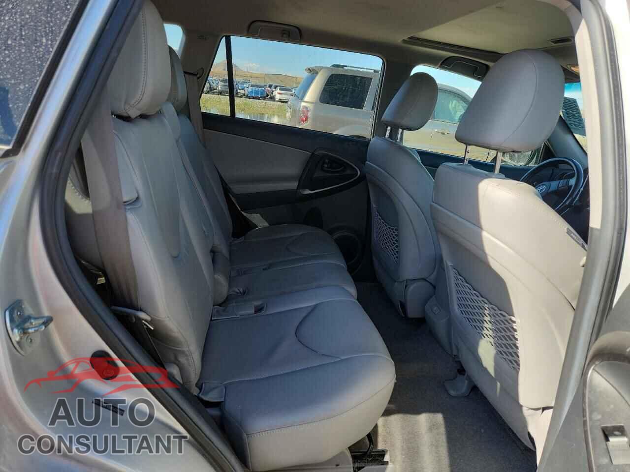TOYOTA RAV4 2012 - 2T3DK4DV8CW091849
