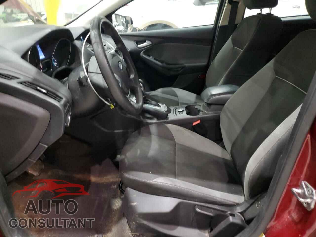 FORD FOCUS 2014 - 1FADP3F20EL439279