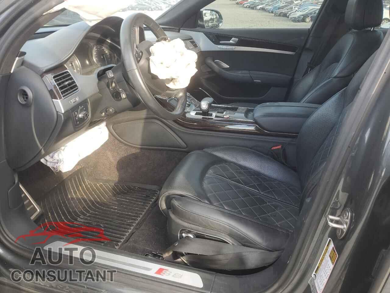 AUDI S8 2014 - WAUD2AFD0EN003208