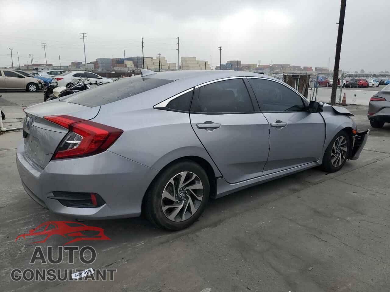 HONDA CIVIC 2018 - 2HGFC2F73JH577881