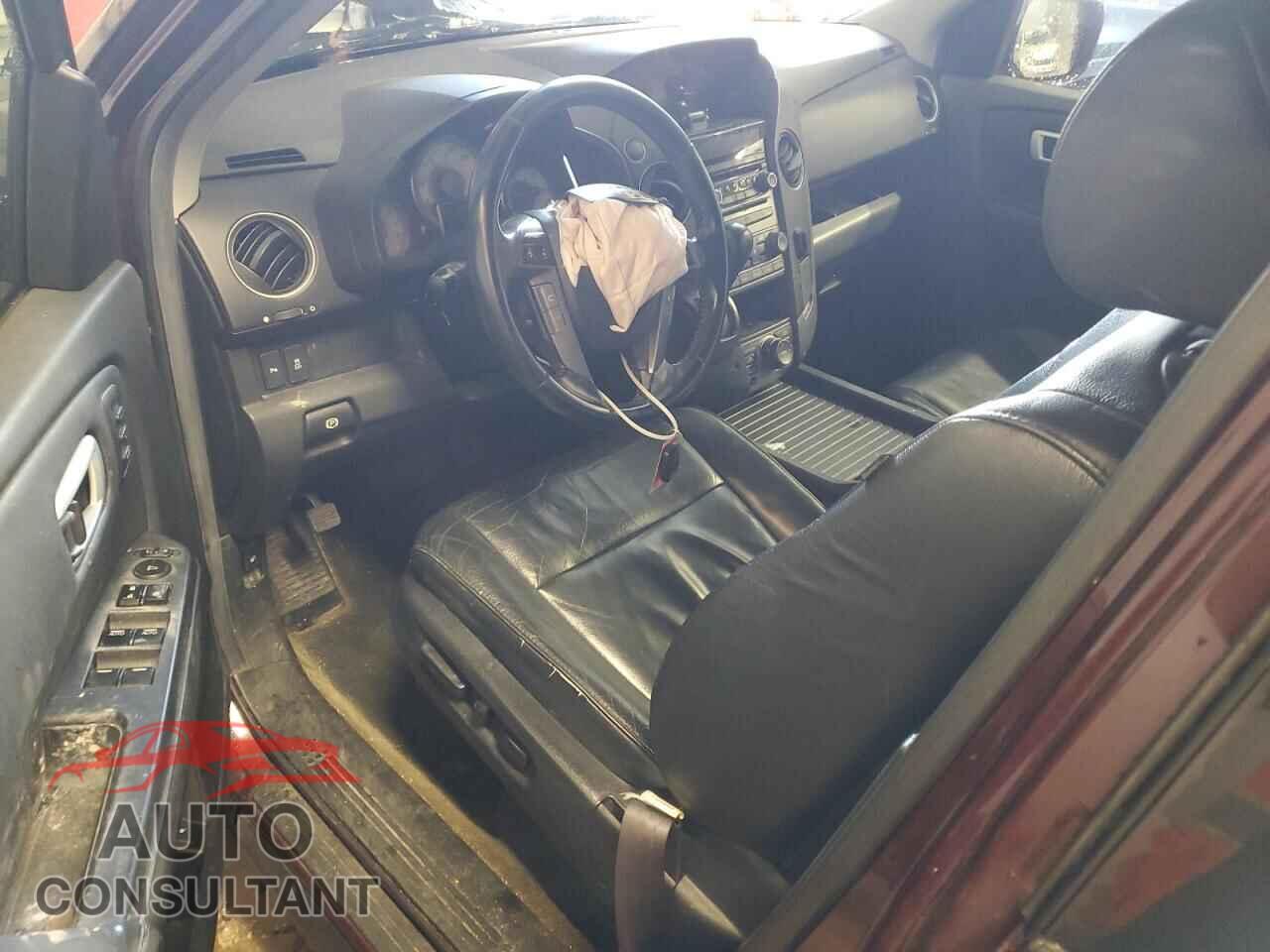 HONDA PILOT 2013 - 5FNYF4H96DB031157