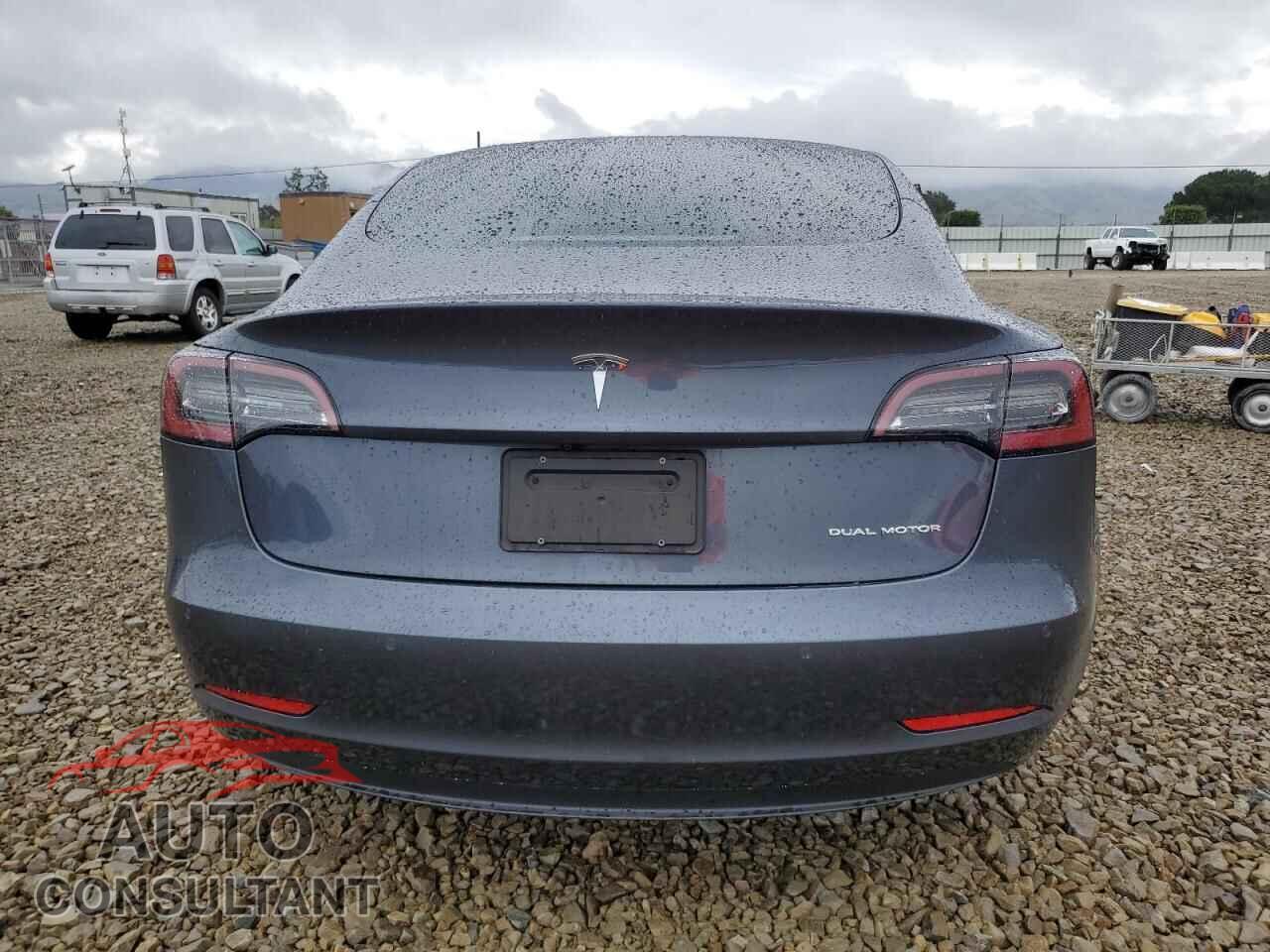 TESLA MODEL 3 2022 - 5YJ3E1EB0NF320796