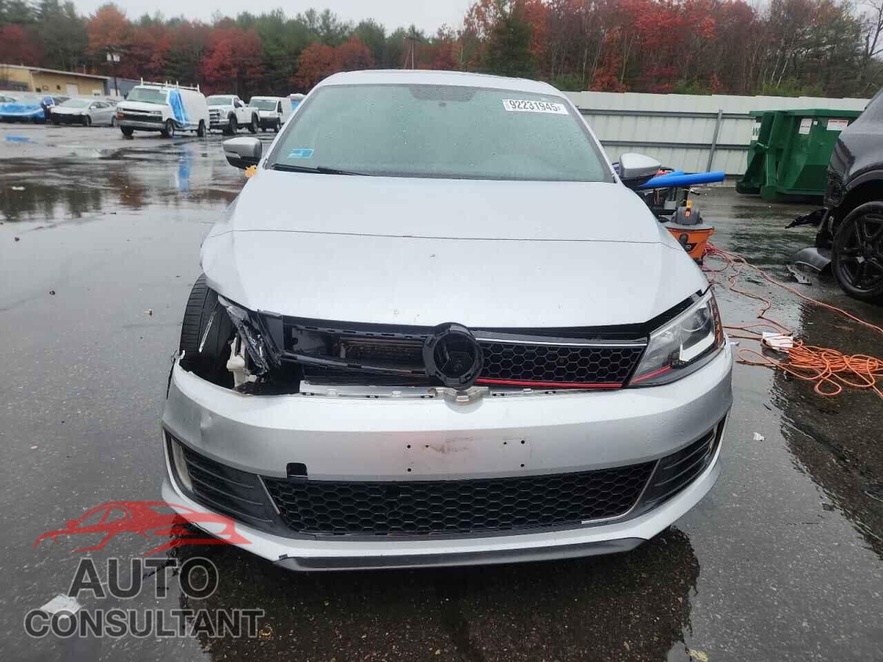 VOLKSWAGEN JETTA 2014 - 3VW5T7AJ0EM266830