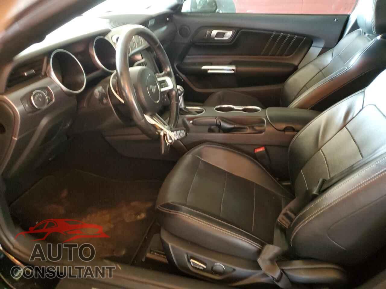 FORD MUSTANG 2019 - 1FA6P8CF2K5202614