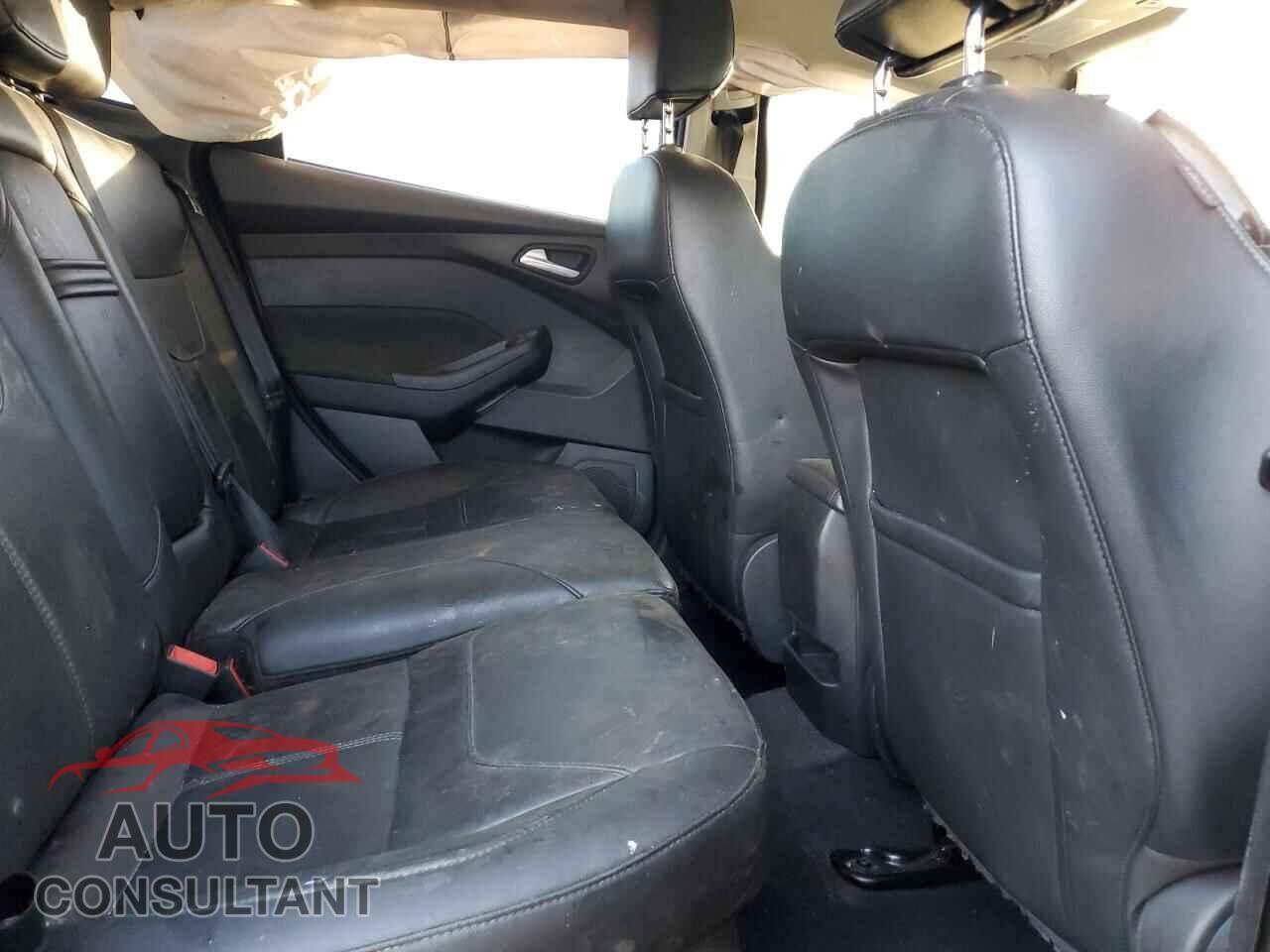 FORD FOCUS 2016 - 1FADP3F20GL361668