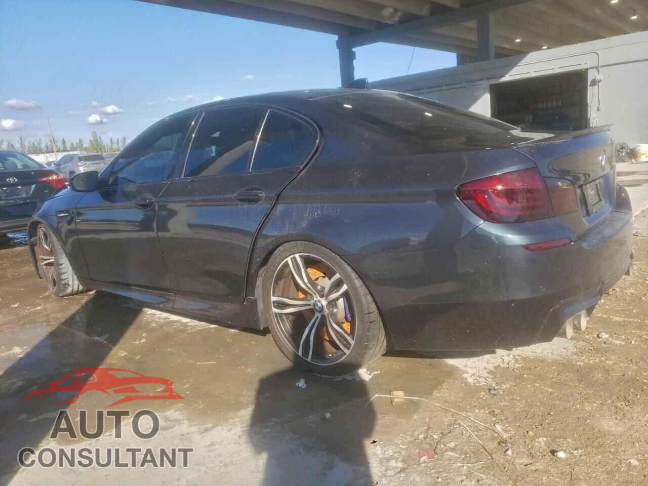 BMW M5 2013 - WBSFV9C59DD096399