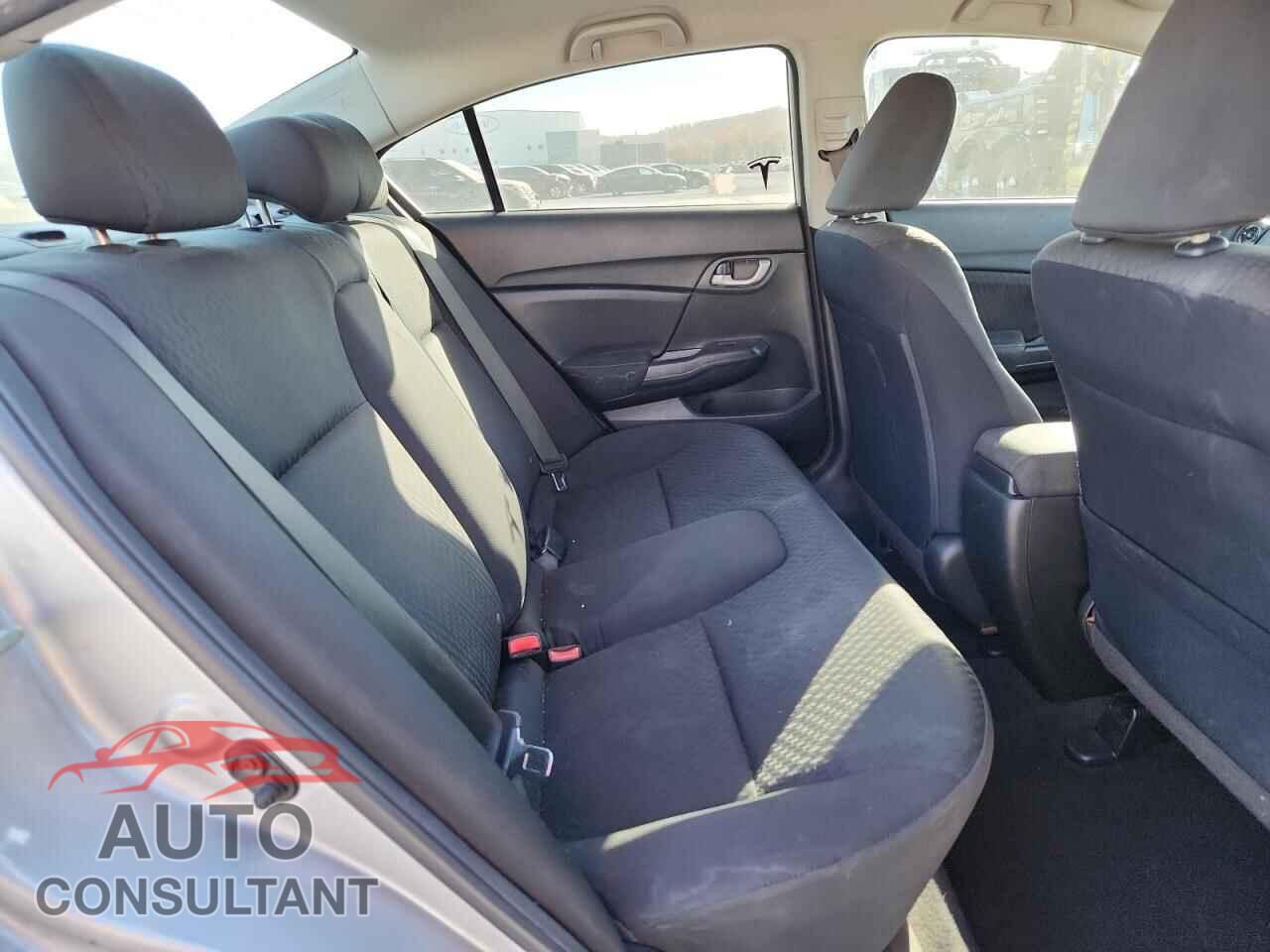 HONDA CIVIC 2015 - 2HGFB2F58FH563709
