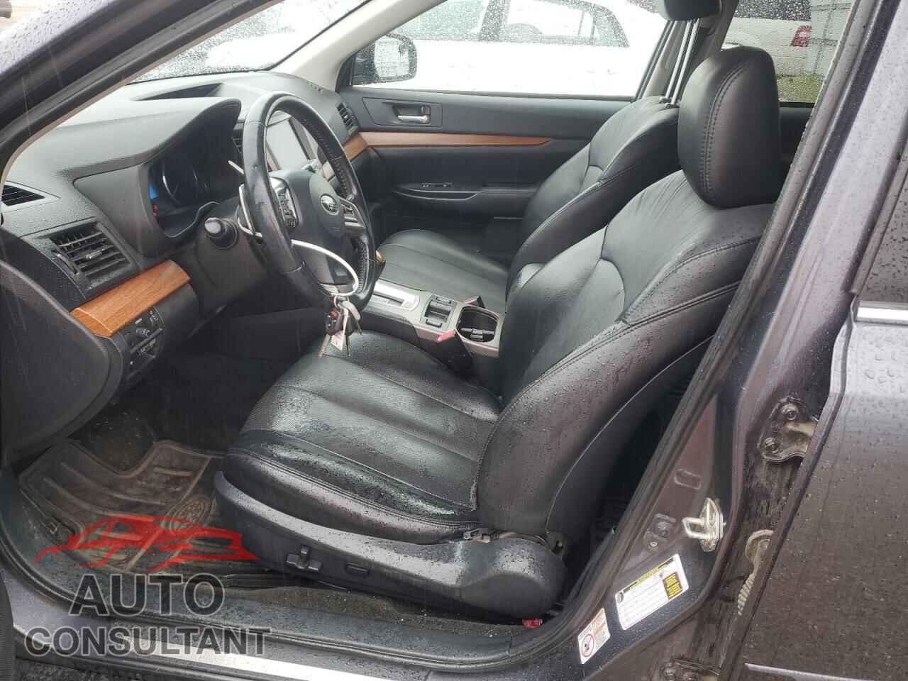 SUBARU OUTBACK 2013 - 4S4BRBLC5D3206768