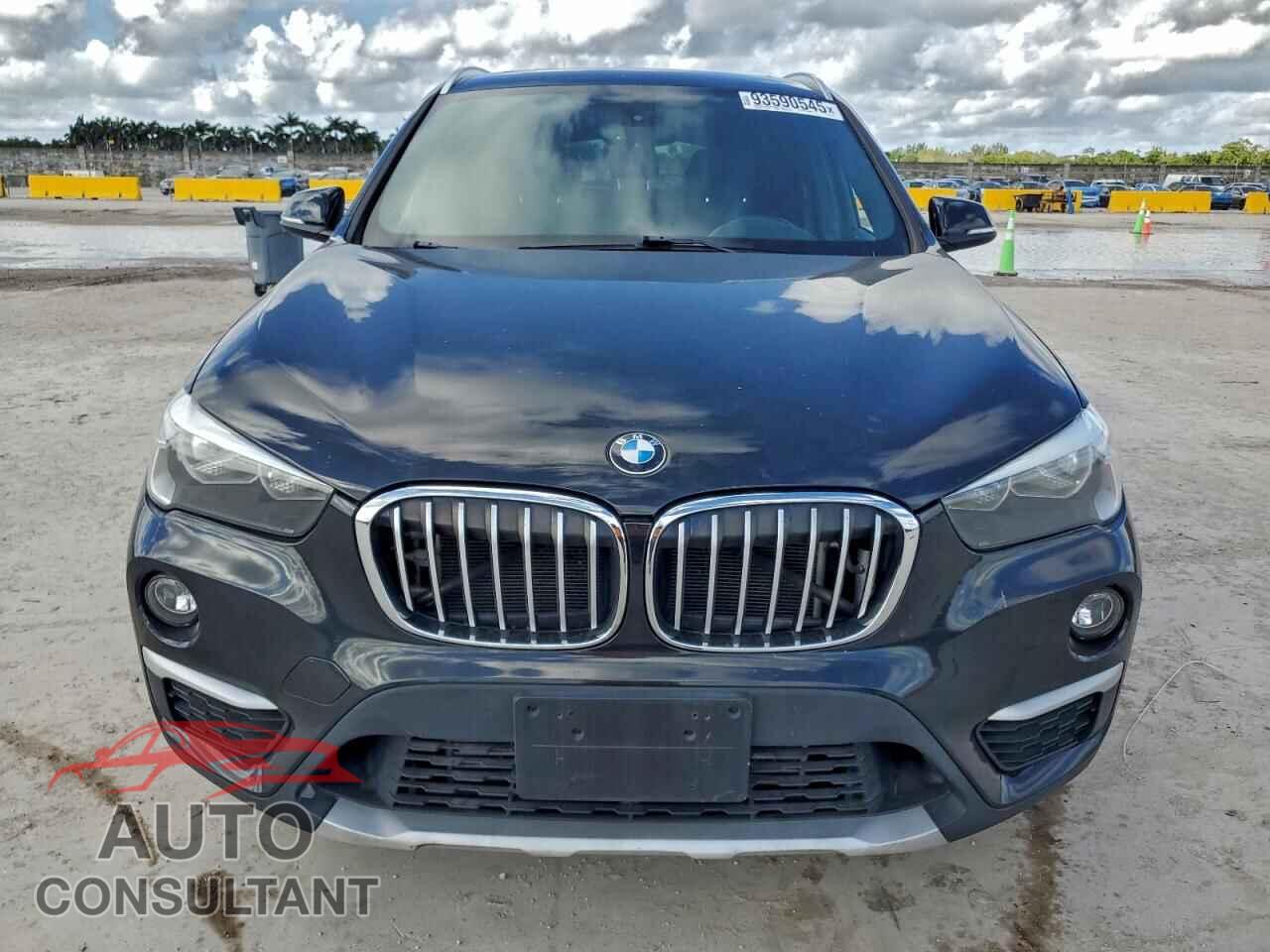 BMW X1 2018 - WBXHT3C39J5K24876