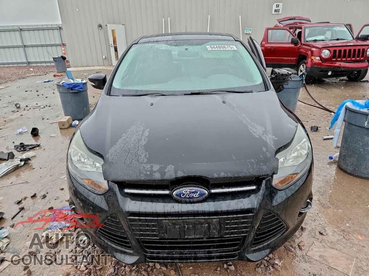 FORD FOCUS 2013 - 1FADP3J2XDL241783