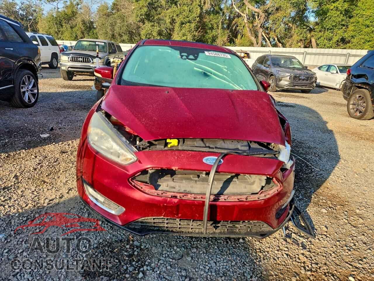 FORD FOCUS 2015 - 1FADP3J26FL215409