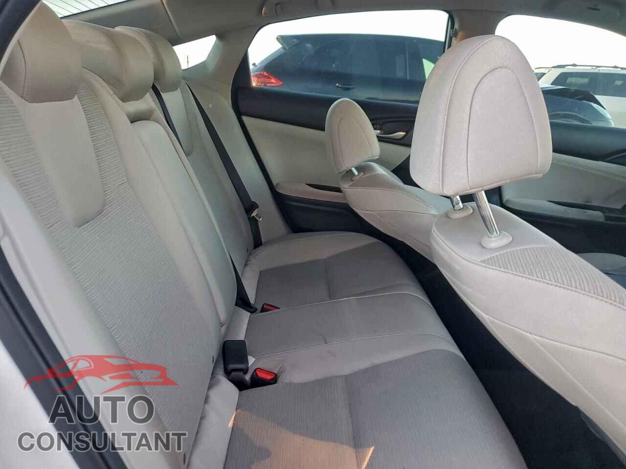HONDA INSIGHT 2019 - 19XZE4F58KE034751