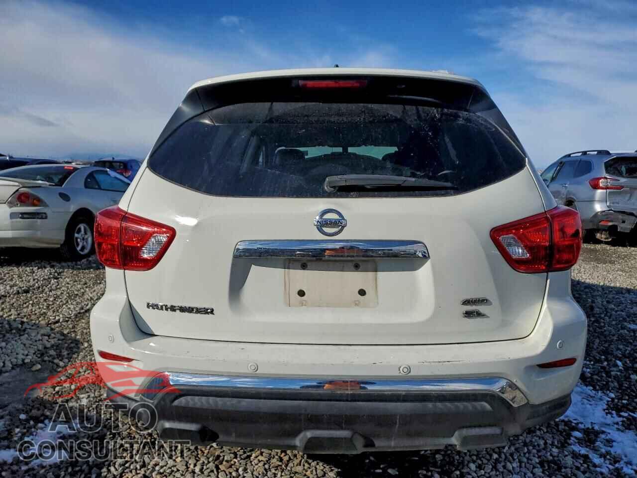 NISSAN PATHFINDER 2017 - 5N1DR2MM2HC682921