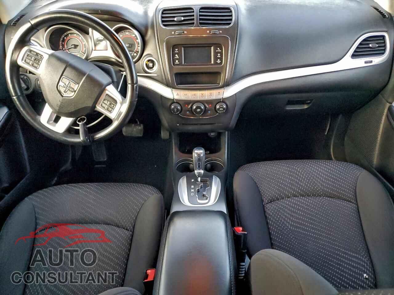 DODGE JOURNEY 2015 - 3C4PDCBB9FT645535
