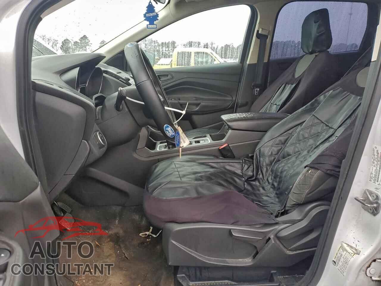 FORD ESCAPE 2018 - 1FMCU0F76JUB95310