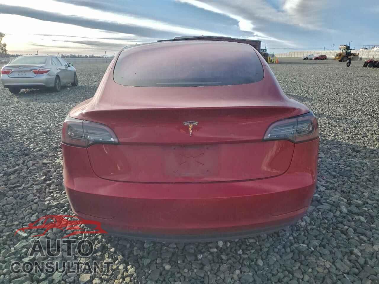 TESLA MODEL 3 2017 - 5YJ3E1EA7HF001021