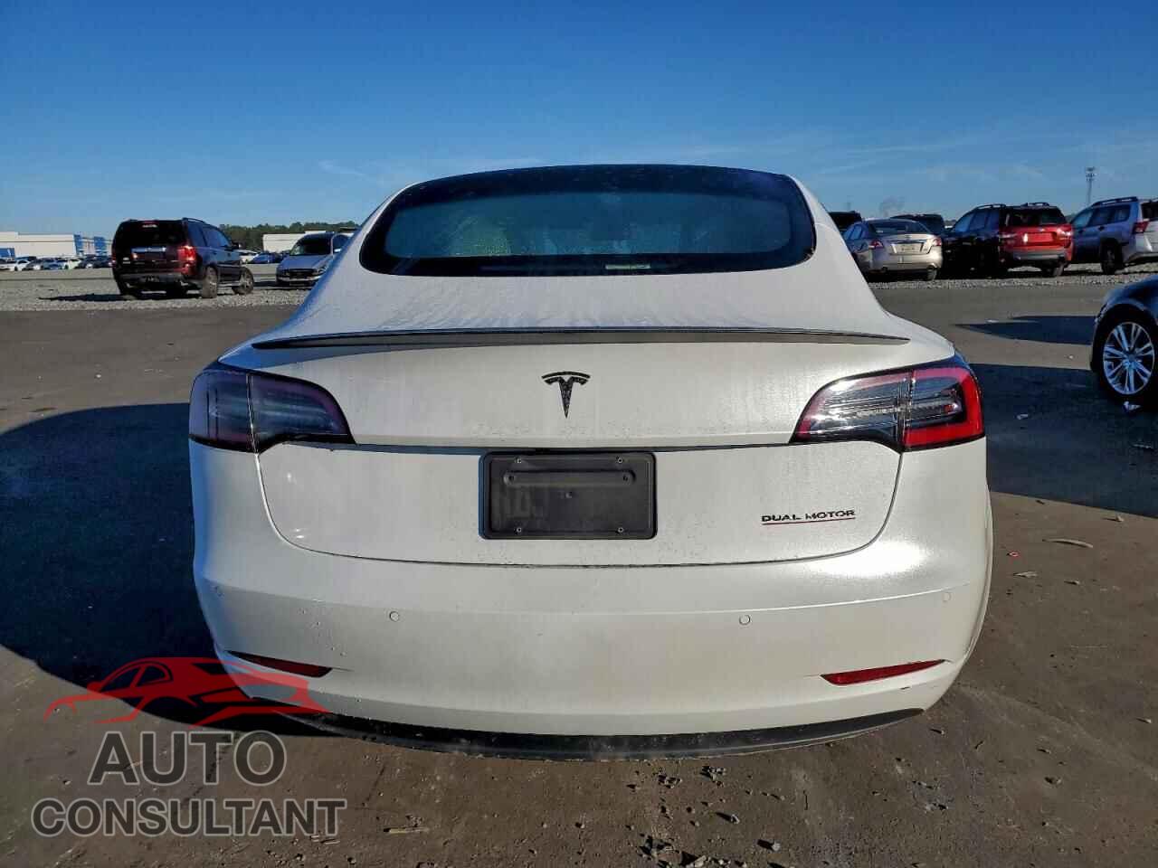 TESLA MODEL 3 2021 - 5YJ3E1EC5MF991940