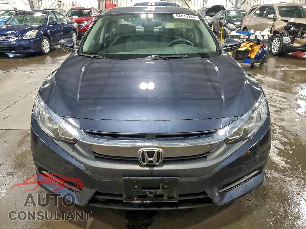 HONDA CIVIC 2018 - 2HGFC2F53JH578933