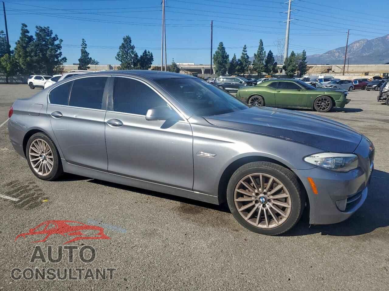 BMW 5 SERIES 2012 - WBAFR7C57CC813576