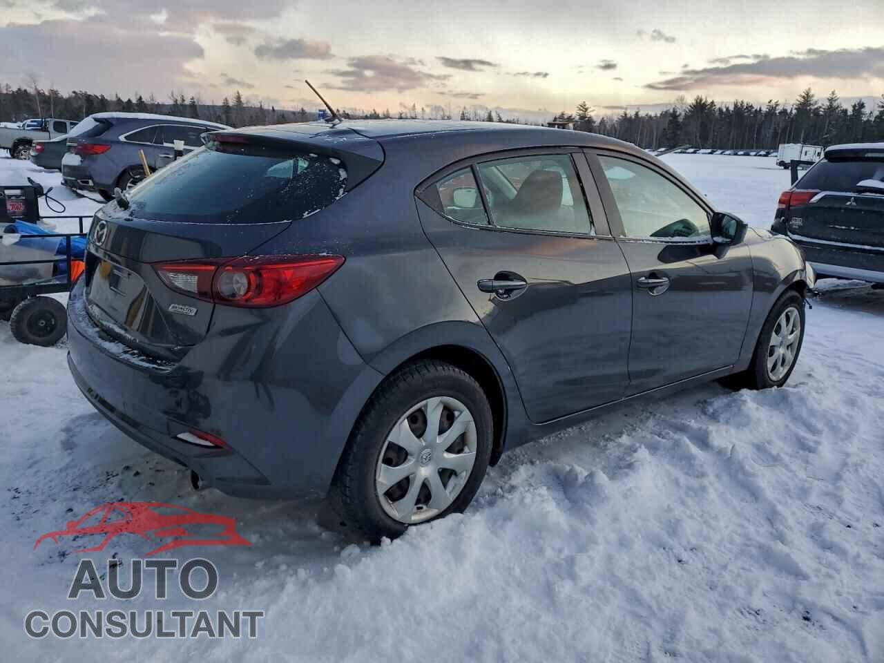 MAZDA 3 2018 - 3MZBN1K79JM264808