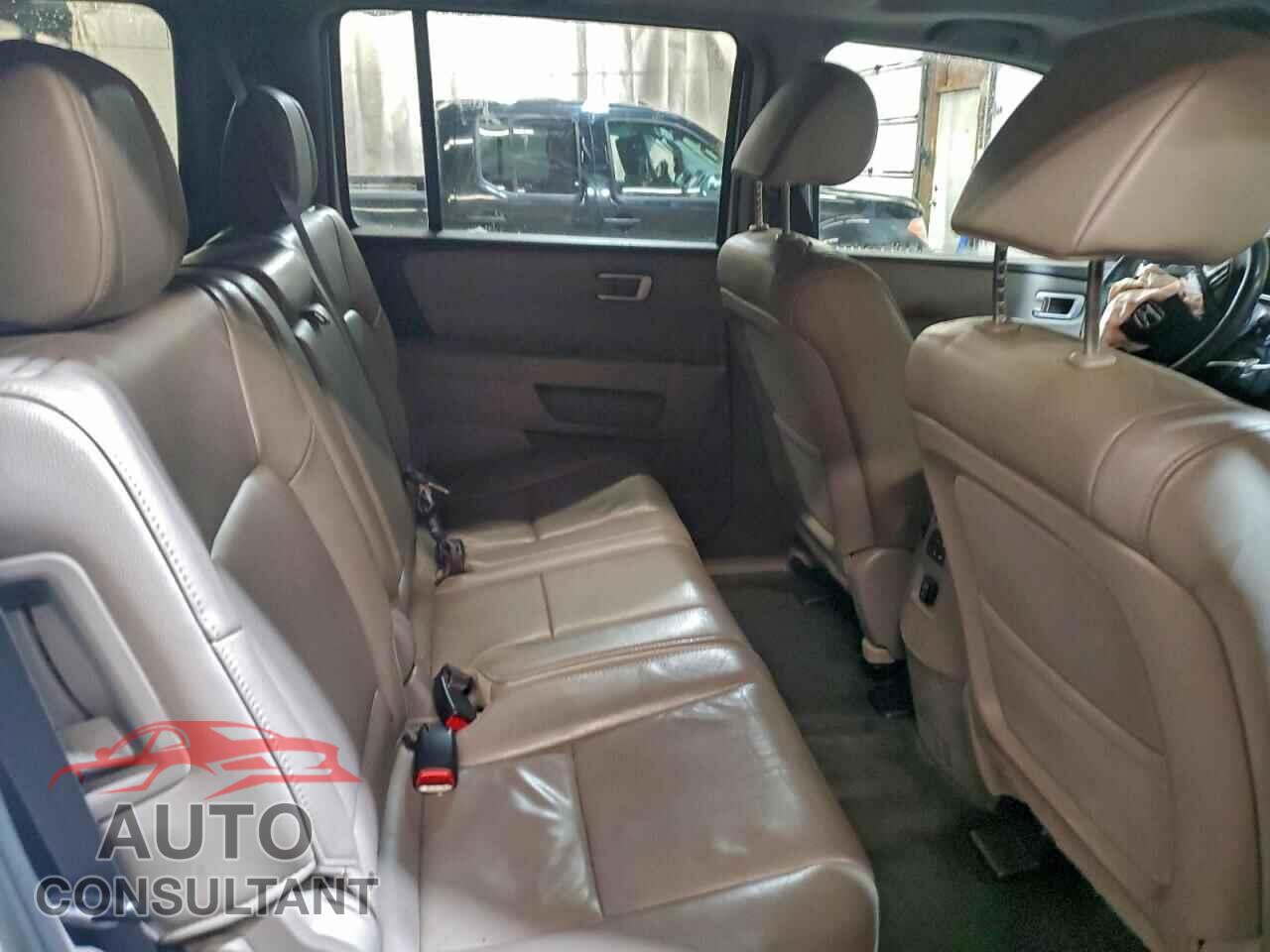 HONDA PILOT 2014 - 5FNYF4H73EB007687