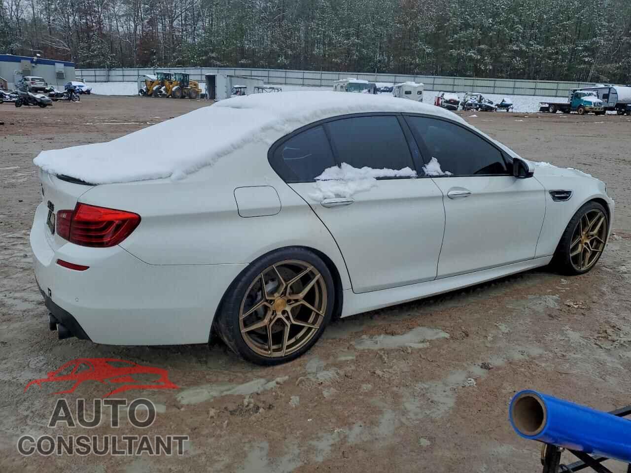 BMW M5 2014 - WBSFV9C52ED097279