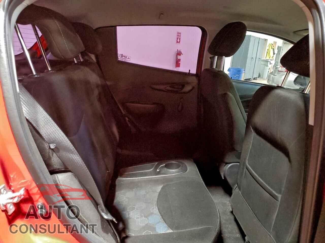 CHEVROLET SPARK 2017 - KL8CA6SA7HC753062