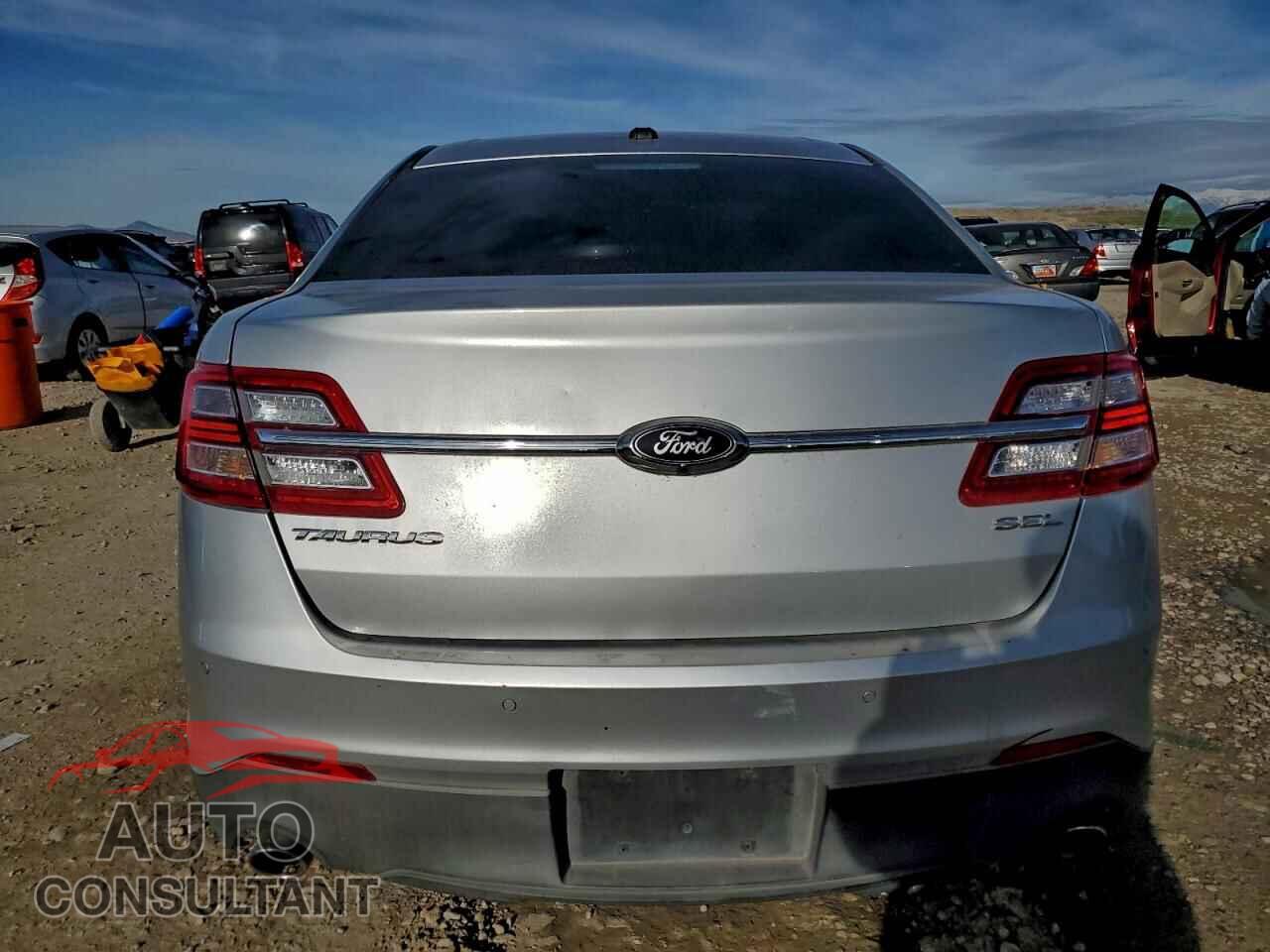 FORD TAURUS 2013 - 1FAHP2E80DG229774