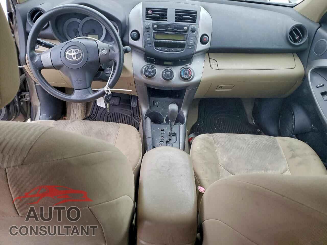 TOYOTA RAV4 2011 - JTMBF4DVXBD042661