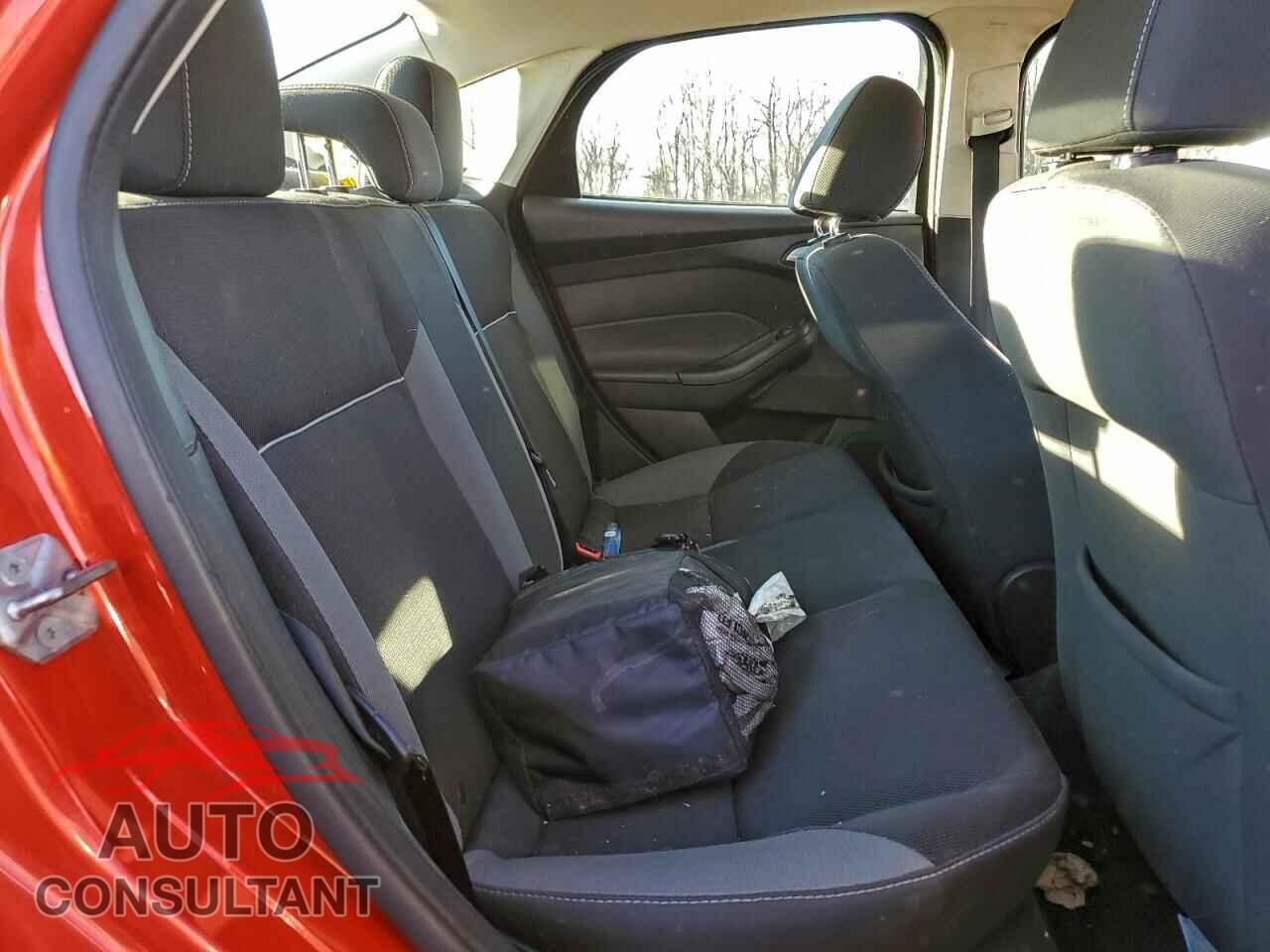 FORD FOCUS 2013 - 1FADP3F23DL367878