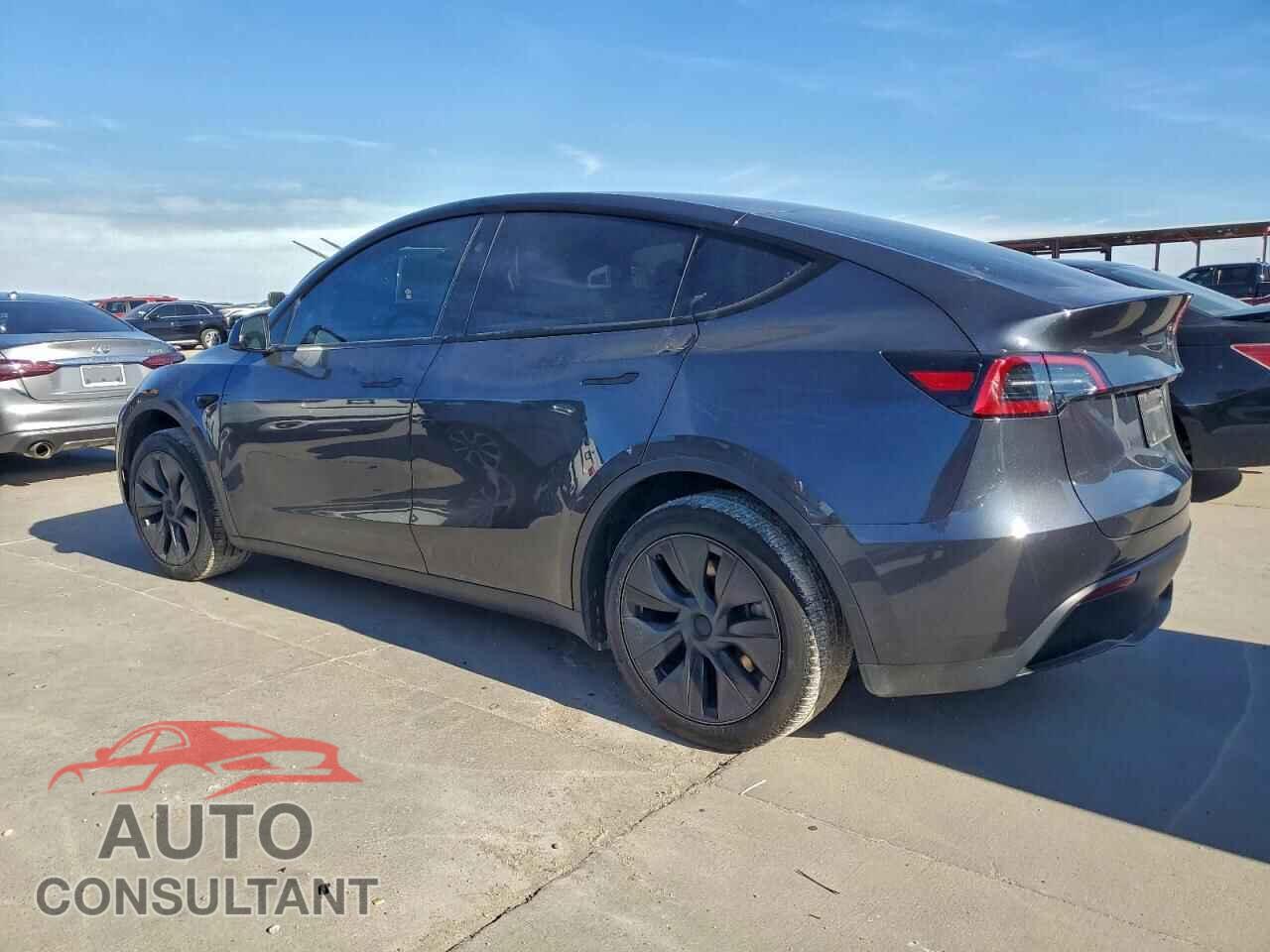 TESLA MODEL Y 2025 - 7SAYGDED1SA375191