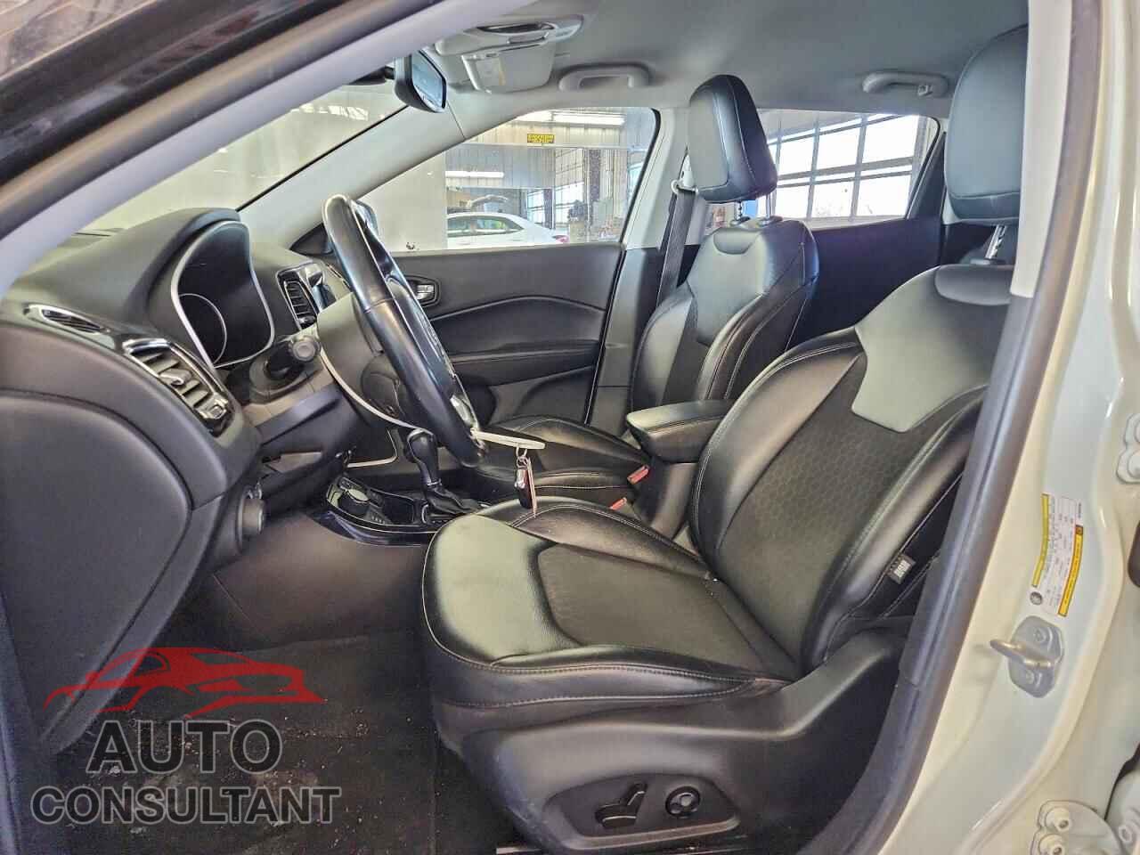 JEEP COMPASS 2021 - 3C4NJDBB9MT596260