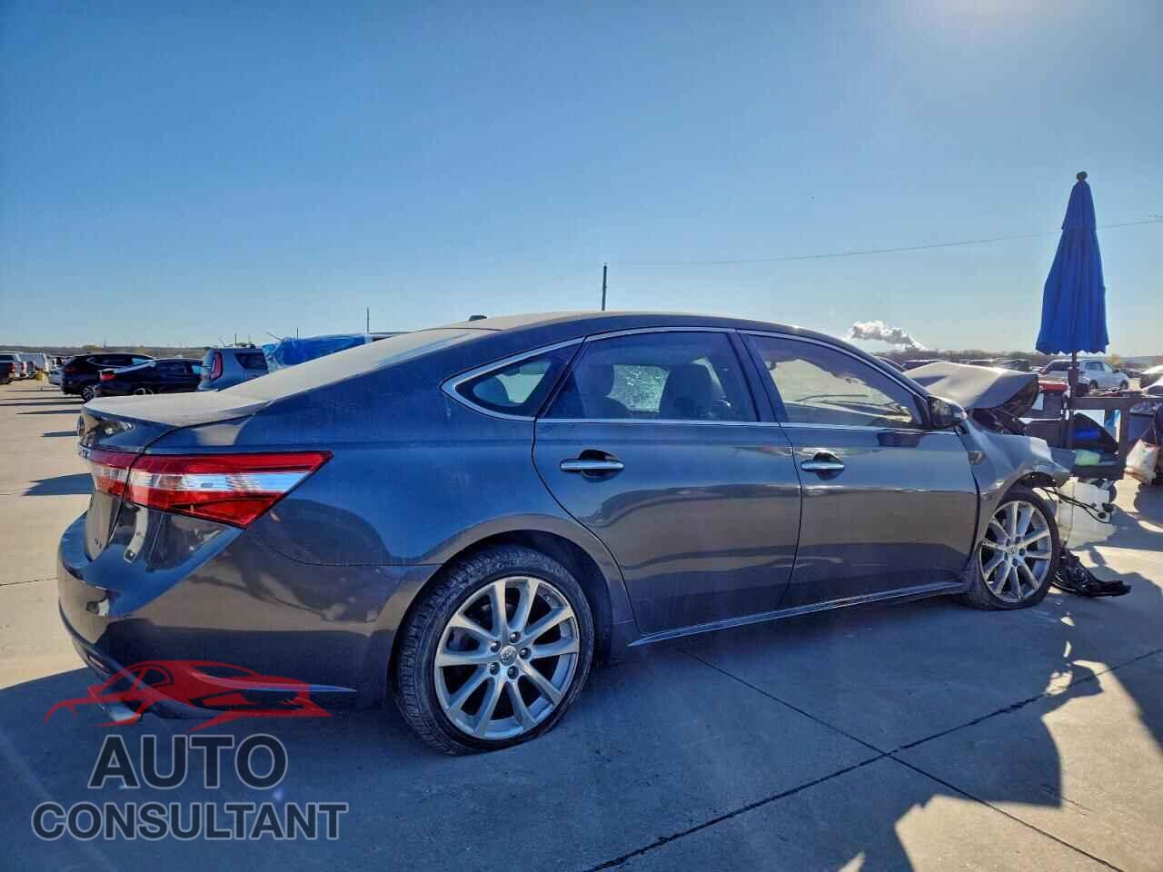 TOYOTA AVALON 2013 - 4T1BK1EB2DU016830