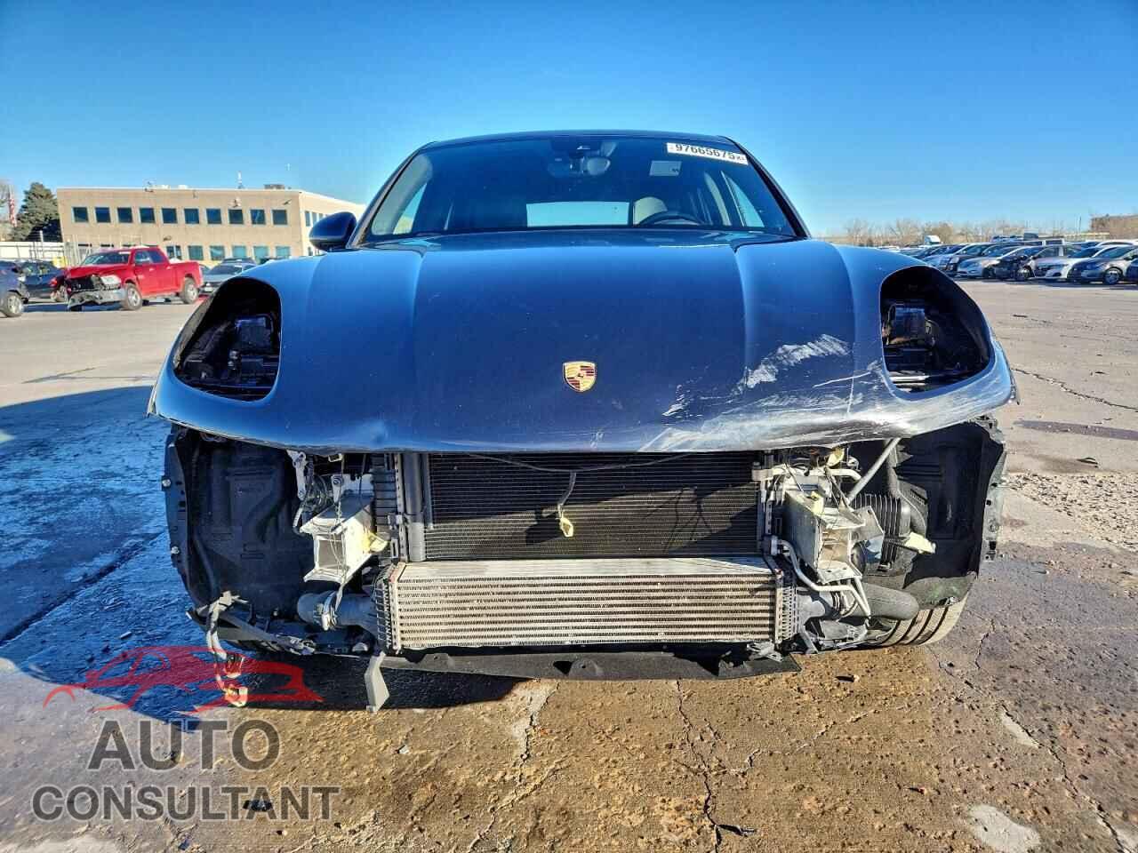 PORSCHE MACAN 2017 - WP1AA2A50HLB03838