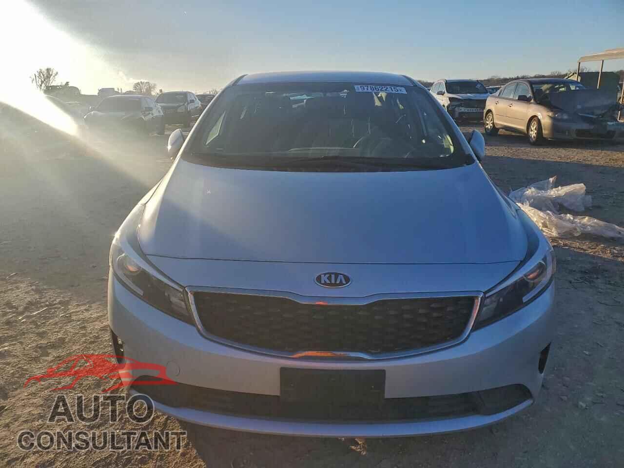 KIA FORTE 2017 - 3KPFL4A75HE079933