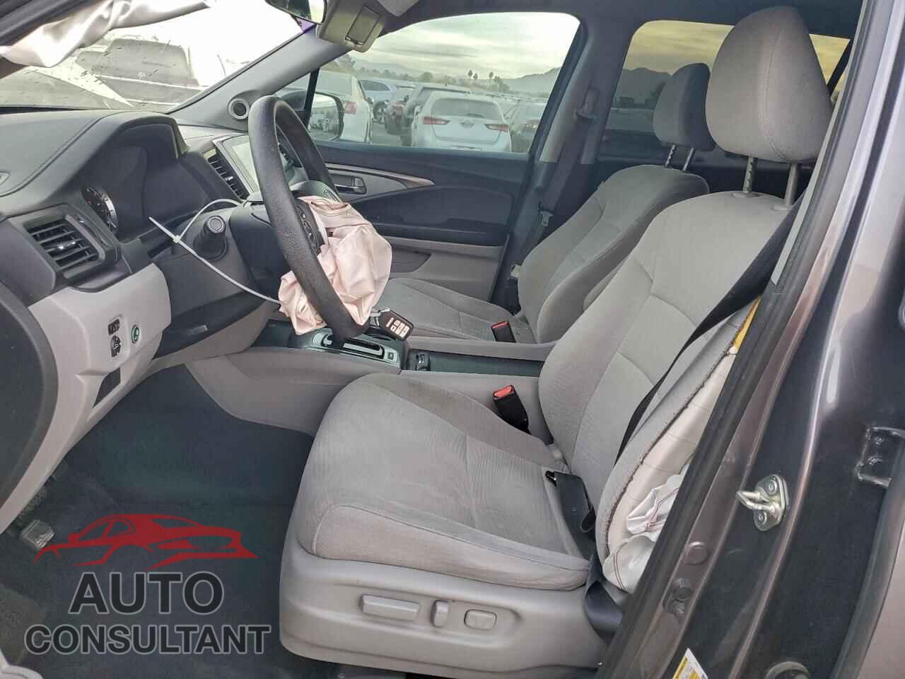 HONDA PILOT 2018 - 5FNYF5H3XJB028596