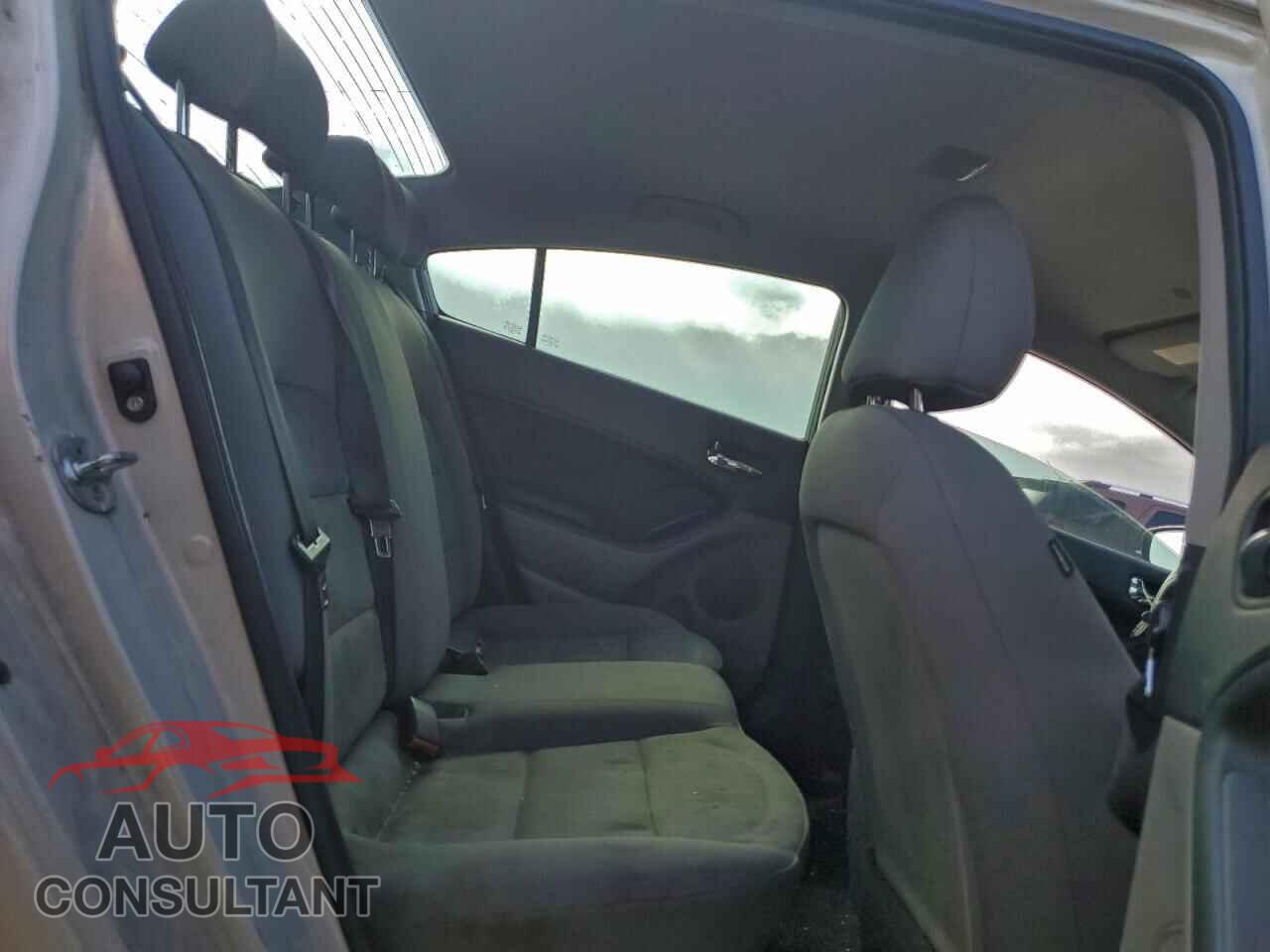 KIA FORTE 2014 - KNAFK4A67E5248655