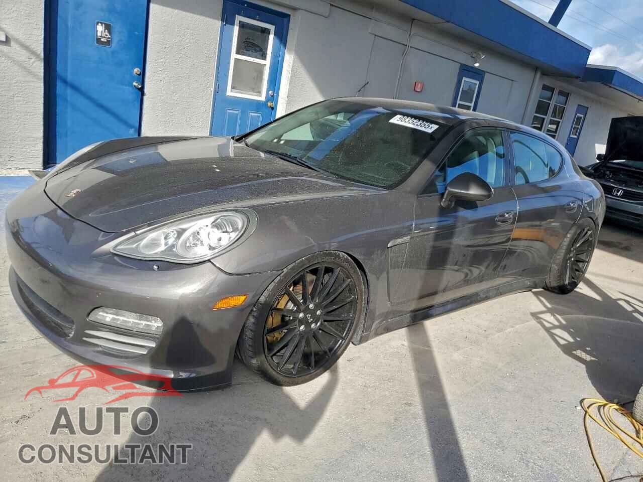 PORSCHE PANAMERA 2013 - WP0AA2A71DL015779