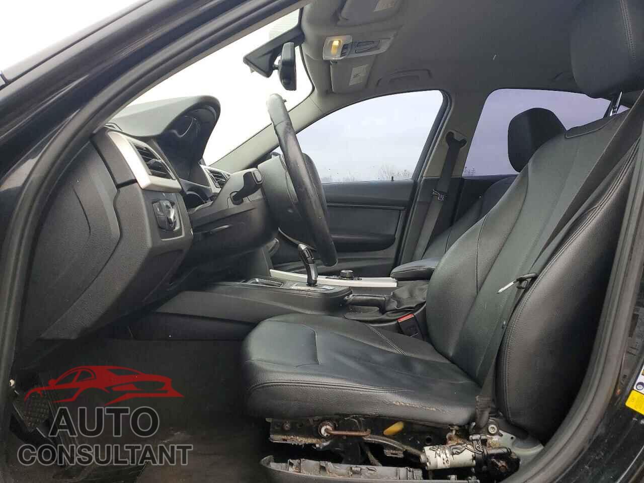 BMW 3 SERIES 2014 - WBA3B1C56EP680728