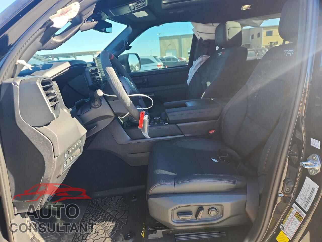 TOYOTA SEQUOIA 2026 - 7SVAAABA9TX080574