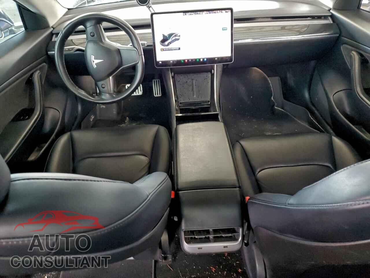 TESLA MODEL 3 2018 - 5YJ3E1EA3JF077521